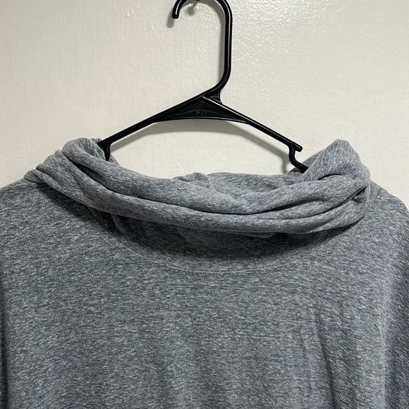 Lisa Rinna Collection Top - Picture 3 of 9